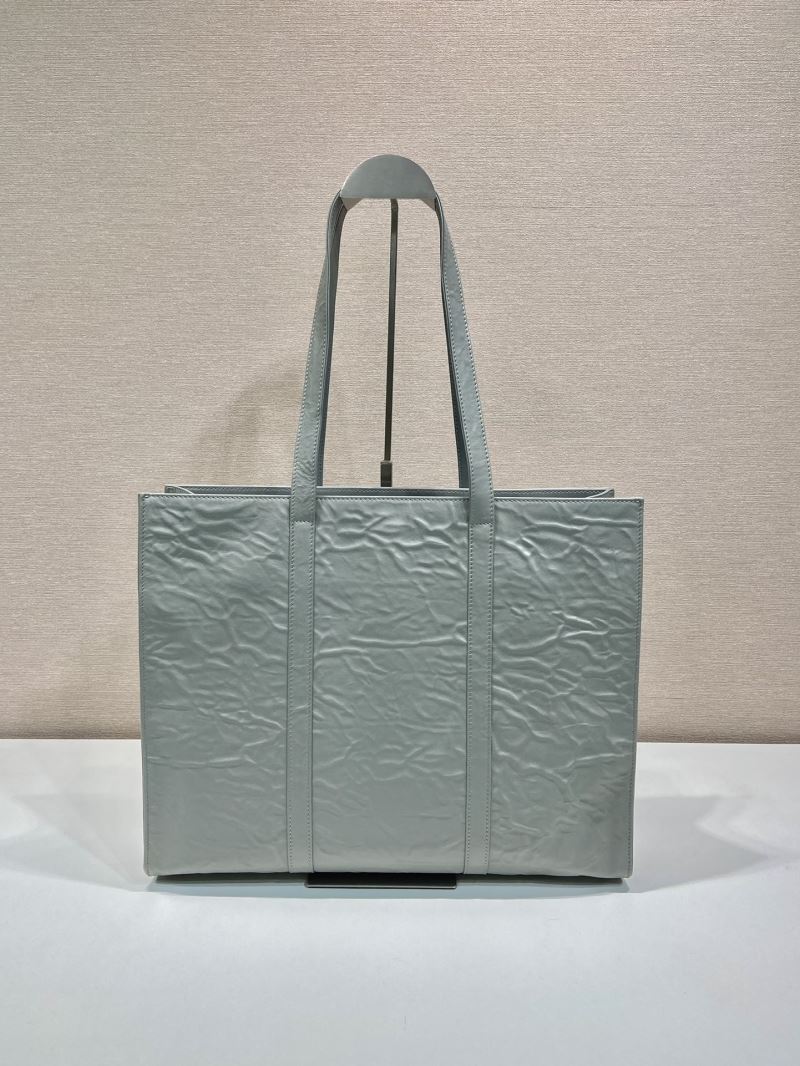 Pra*a tote bags